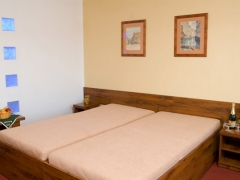 2cf10a842871dfeac3a94ab21af842ce.jpg